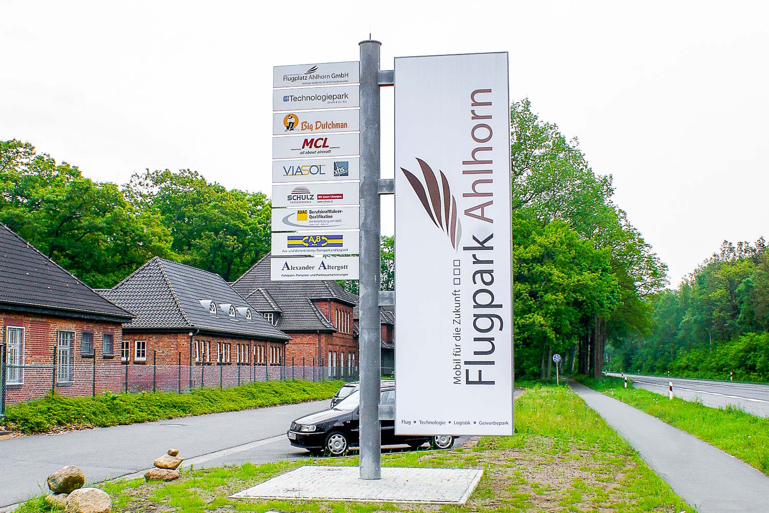 Werbepylon Ahlhorn Flugpark